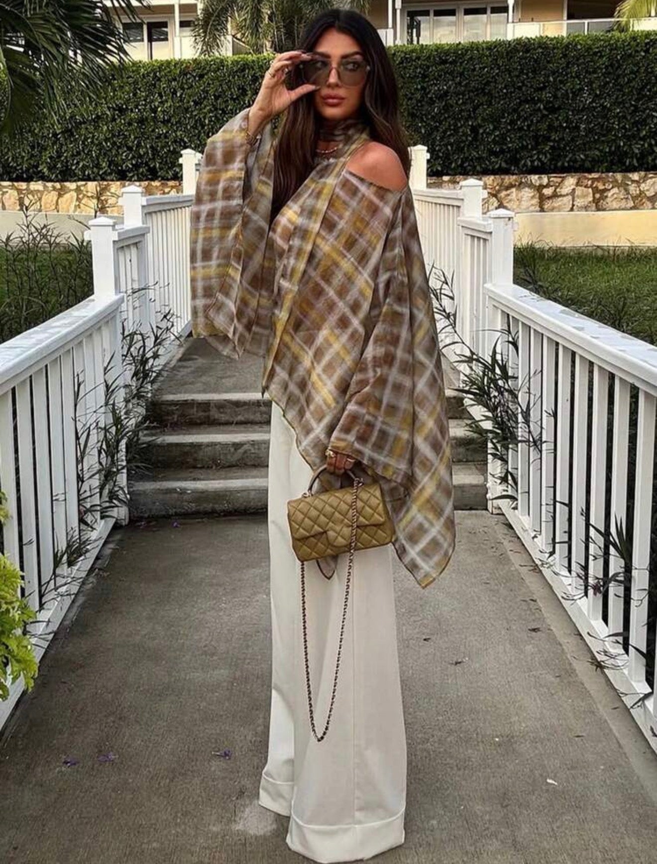 Neck batwing blouse