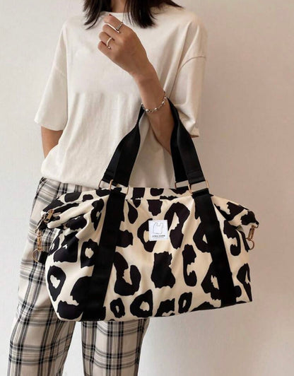 Travel Duffle bag leopard Pattern