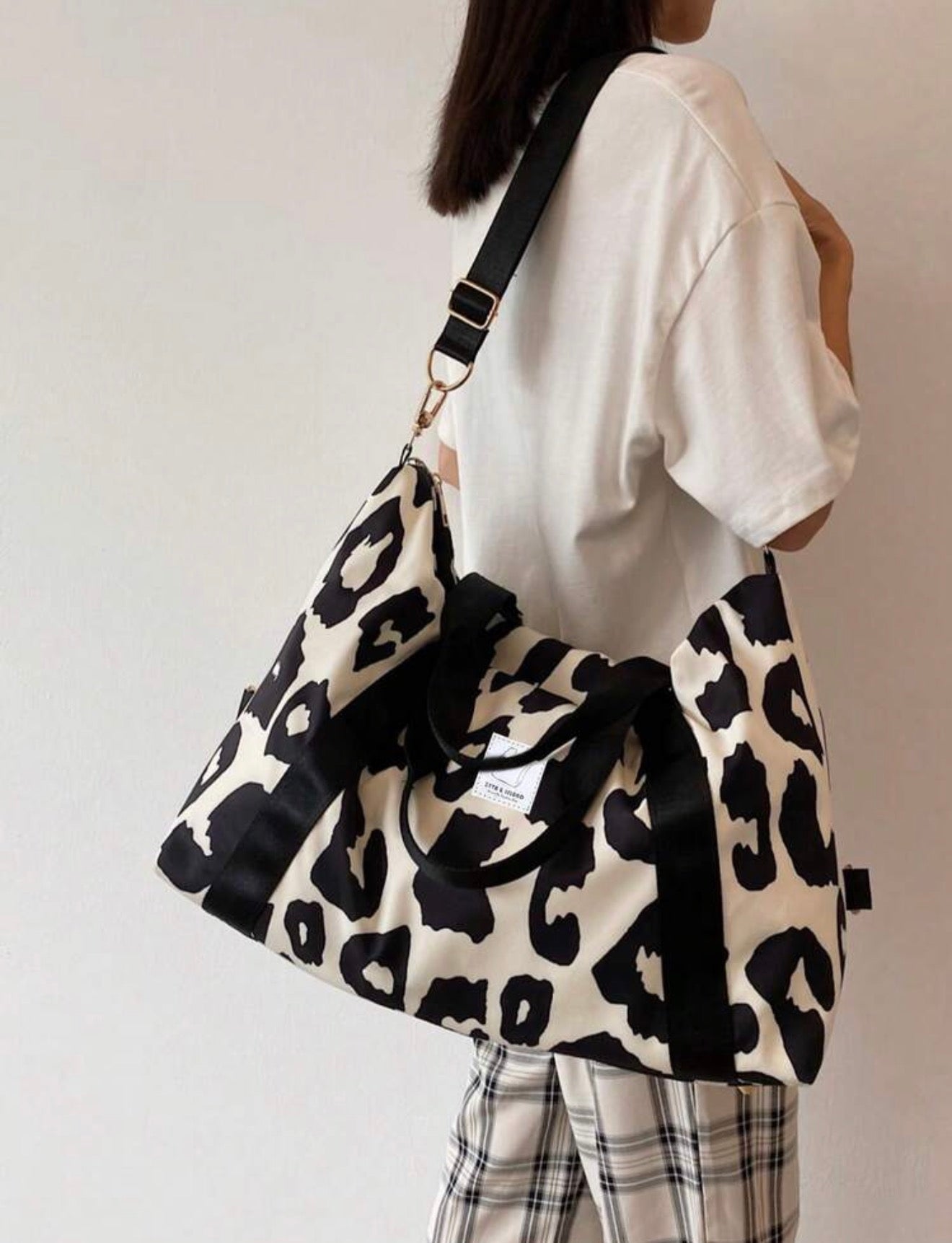 Travel Duffle bag leopard Pattern
