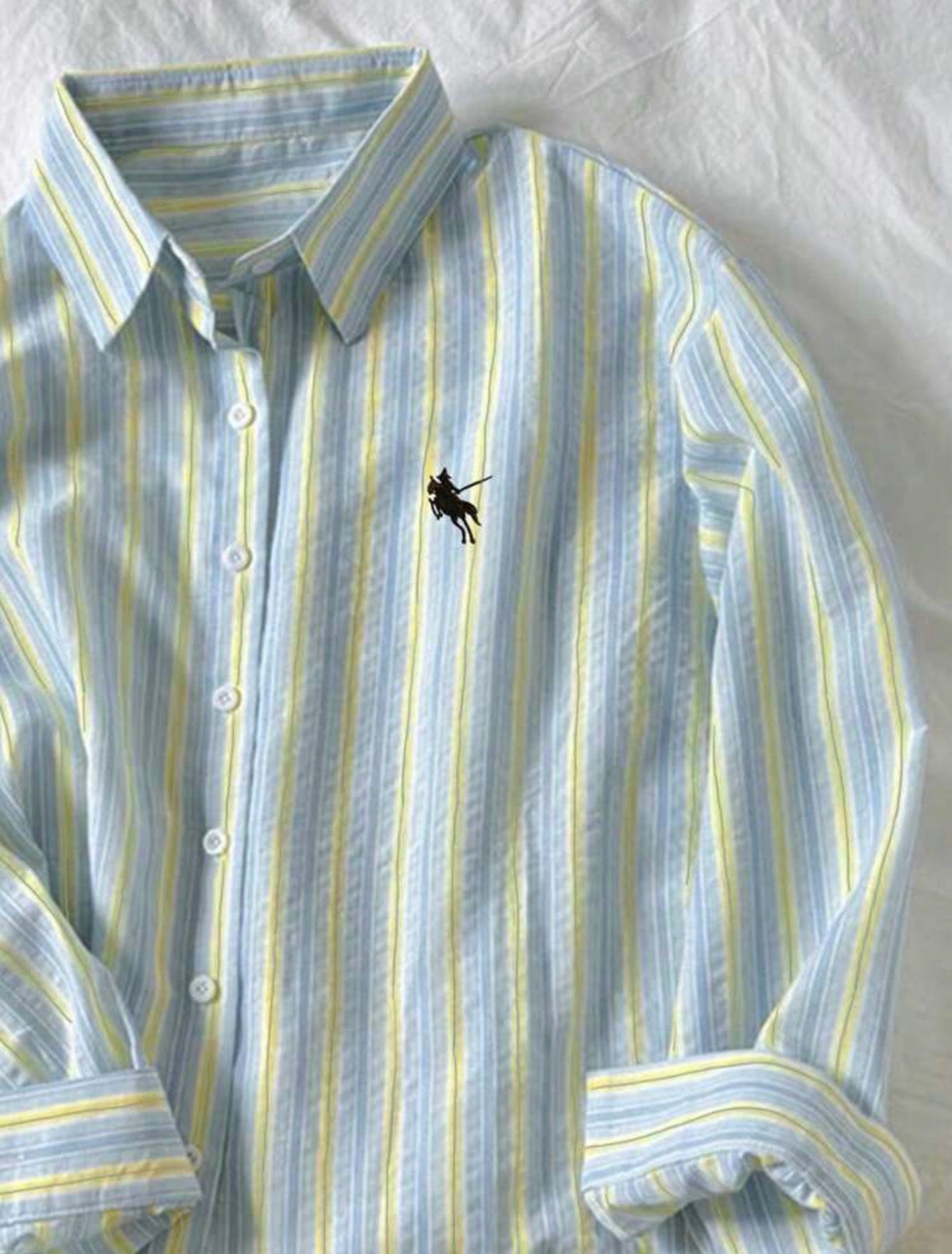 Lightweight chic shirt