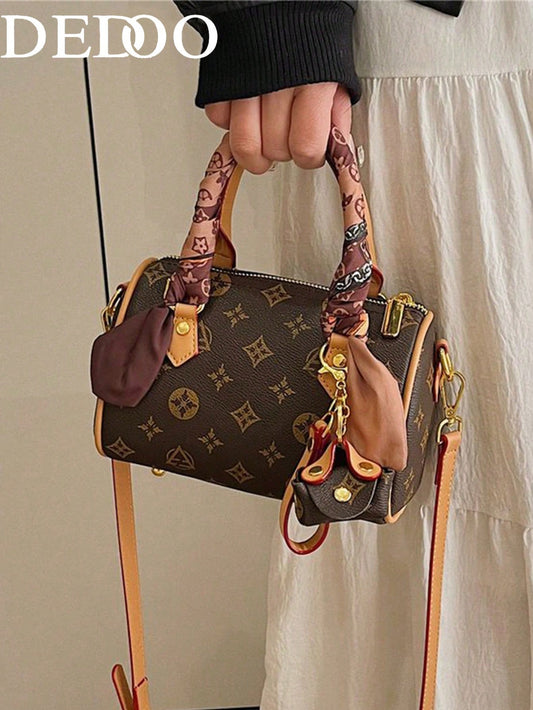 Leather  Versatile Women
Handbag (Scarf Color & Style Sent Randomly)