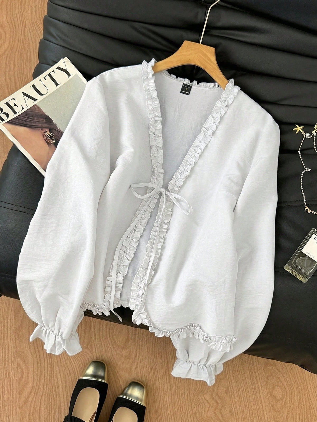 Trim front tie long sleeve blouse